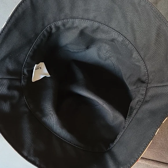 Burberry Reversible Check Bucket Hat - Picture 8 of 12